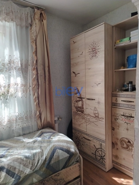 Satış 3 otaqlı Köhnə Tikili bina evi  90m², Bakı