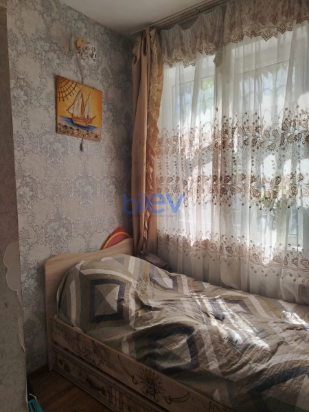 Satış 3 otaqlı Köhnə Tikili bina evi  90m², Bakı