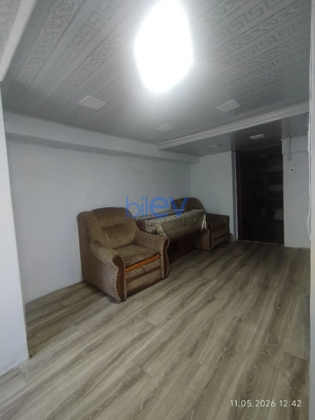 Satış 3 otaqlı Köhnə Tikili bina evi  90m², Bakı