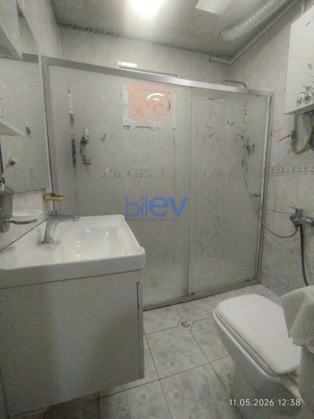 Satış 3 otaqlı Köhnə Tikili bina evi  90m², Bakı
