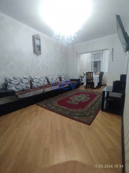 Satış 3 otaqlı Köhnə Tikili bina evi  90m², Bakı