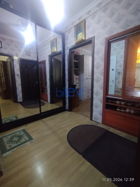 Satış 3 otaqlı Köhnə Tikili bina evi  90m², Bakı