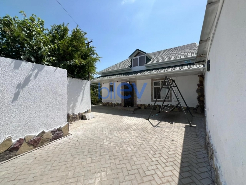 Satış 4 otaqlı Həyət evi  140m², Bakı