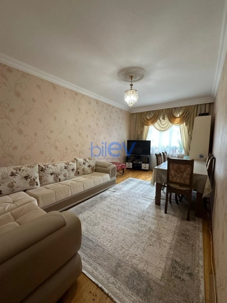 Satış 3 otaqlı Köhnə Tikili bina evi  70.00m², Bakı