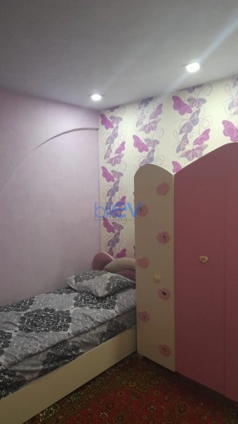 Satış 4 otaqlı Köhnə Tikili bina evi  100m², Bakı