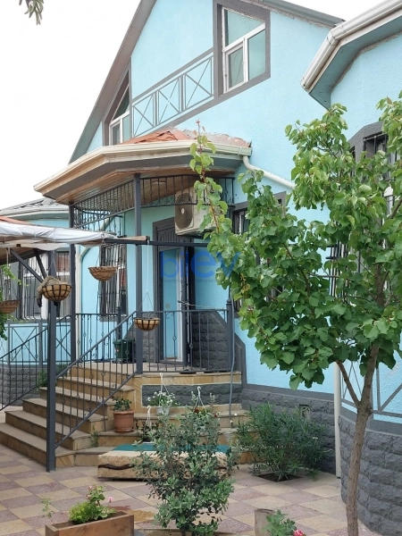Satış 4 otaqlı Həyət evi  182m², Bakı