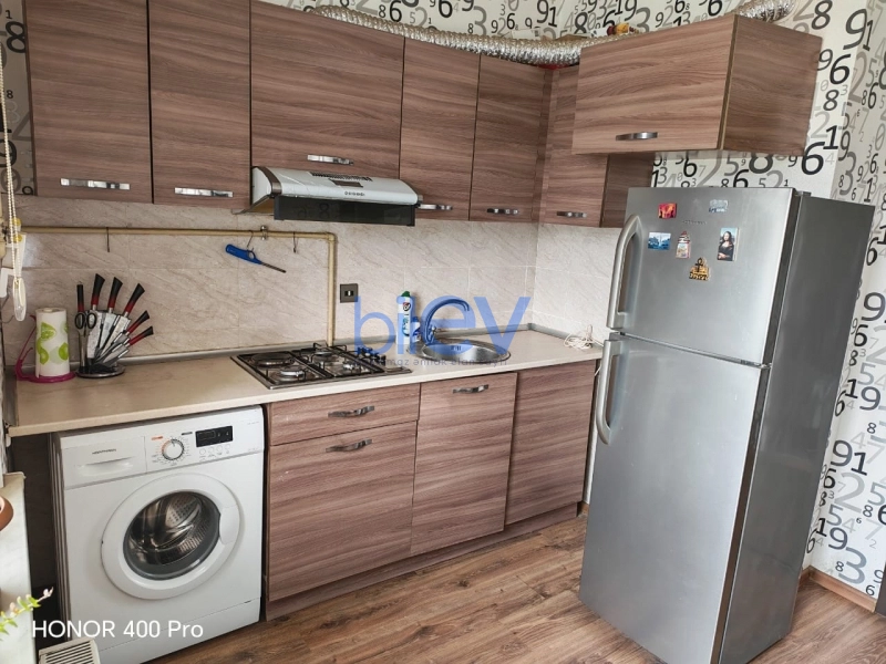 Aylıq Kirayə 3 otaqlı Yeni Tikili bina evi  80m², Bakı