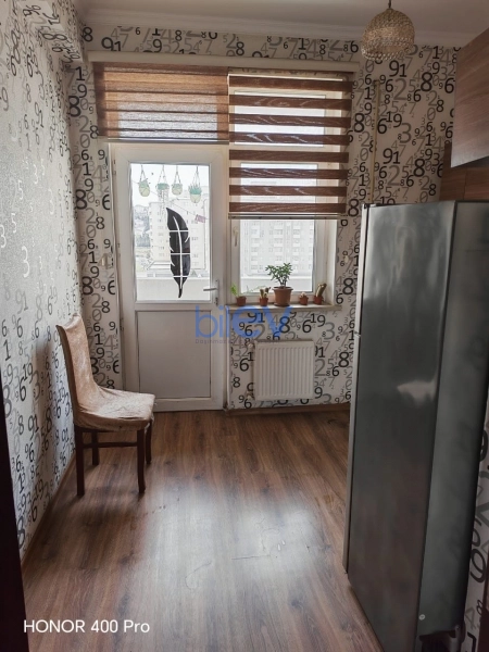 Aylıq Kirayə 3 otaqlı Yeni Tikili bina evi  80m², Bakı