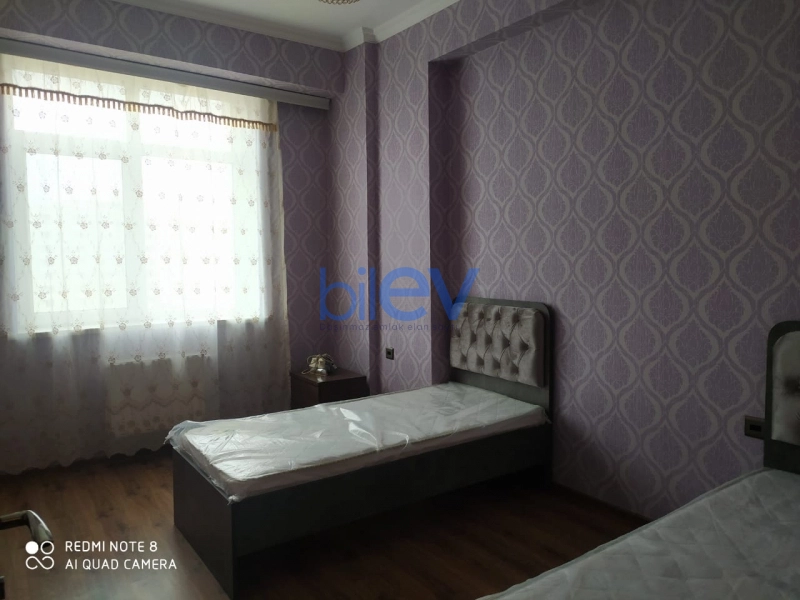 Aylıq Kirayə 3 otaqlı Yeni Tikili bina evi  80m², Bakı