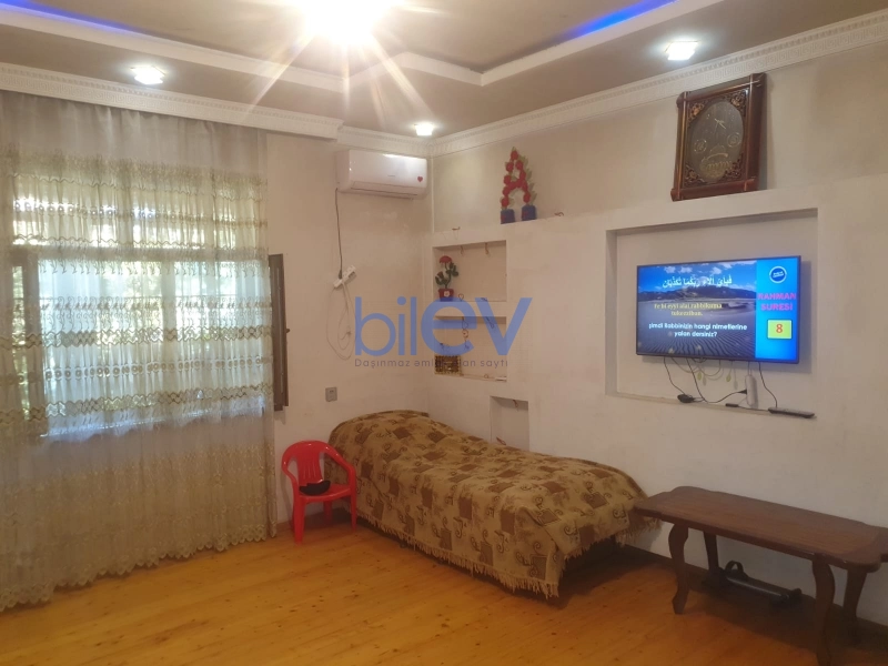 Satış 8 otaqlı Həyət evi  210m², Bakı
