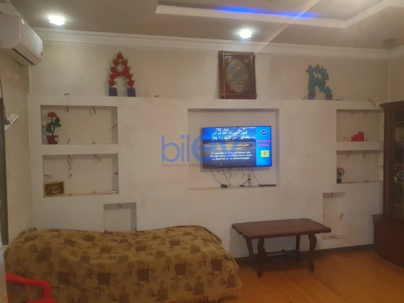 Satış 8 otaqlı Həyət evi  210m², Bakı