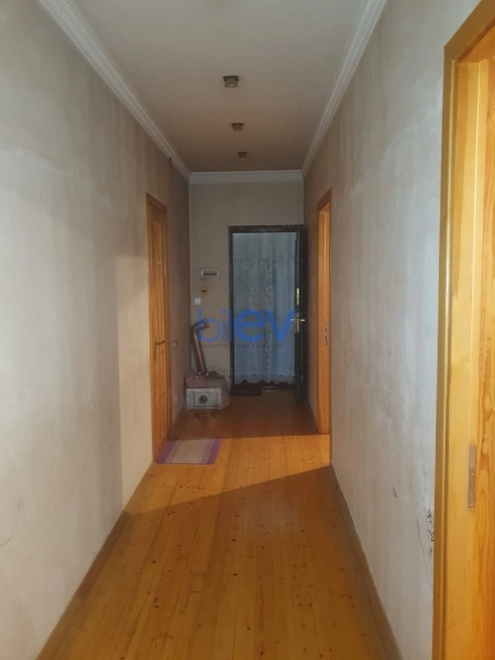 Satış 8 otaqlı Həyət evi  210m², Bakı