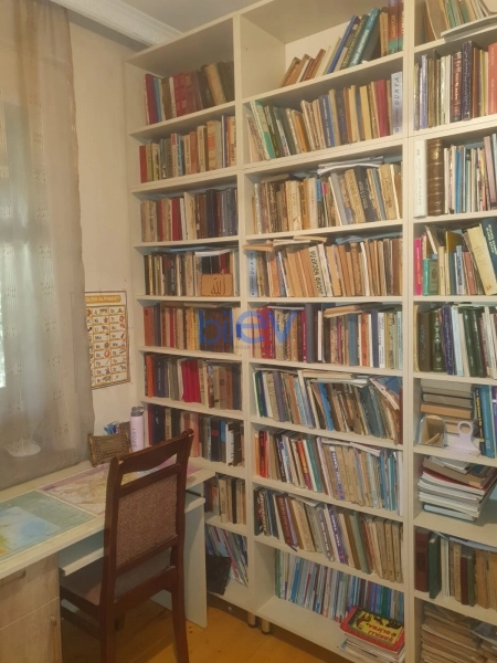 Satış 8 otaqlı Həyət evi  210m², Bakı