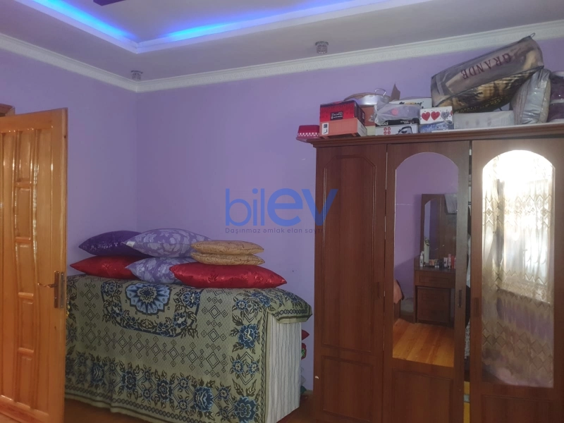 Satış 8 otaqlı Həyət evi  210m², Bakı