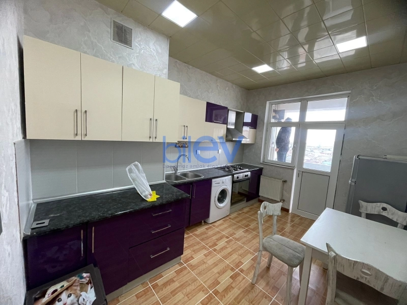 Aylıq Kirayə 3 otaqlı Yeni Tikili bina evi  124m², Bakı
