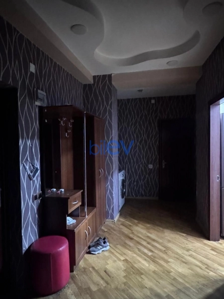 Aylıq Kirayə 3 otaqlı Yeni Tikili bina evi  96m², Bakı