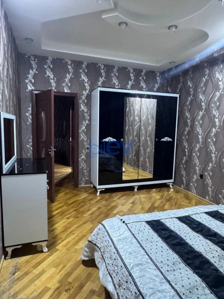 Aylıq Kirayə 3 otaqlı Yeni Tikili bina evi  96m², Bakı