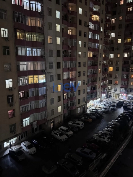 Aylıq Kirayə 3 otaqlı Yeni Tikili bina evi  96m², Bakı