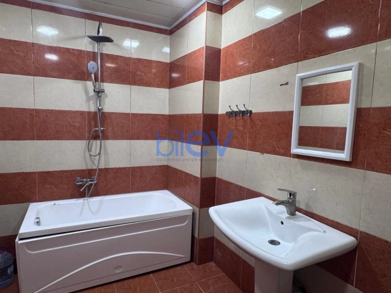 Aylıq Kirayə 3 otaqlı Yeni Tikili bina evi  96m², Bakı