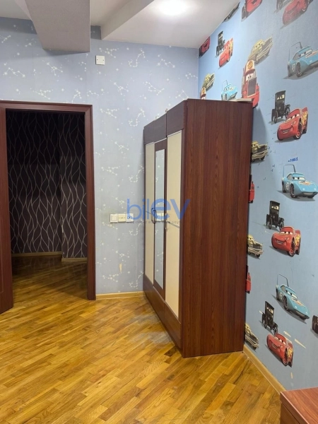 Aylıq Kirayə 3 otaqlı Yeni Tikili bina evi  96m², Bakı