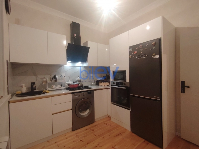 Satış 3 otaqlı Həyət evi  m², Bakı