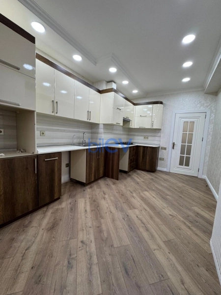 Satış 3 otaqlı Yeni Tikili bina evi  95m², Bakı