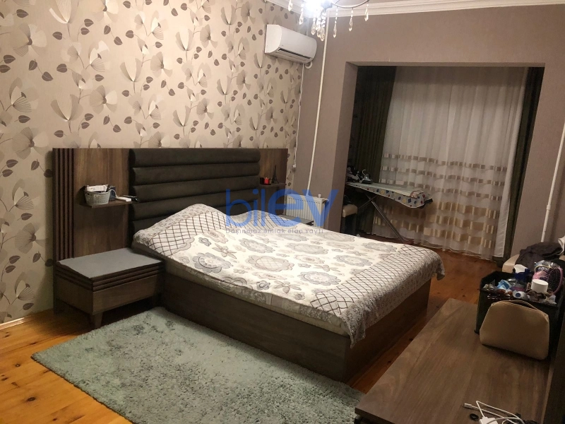 Satış 3 otaqlı Köhnə Tikili bina evi  90m², Bakı