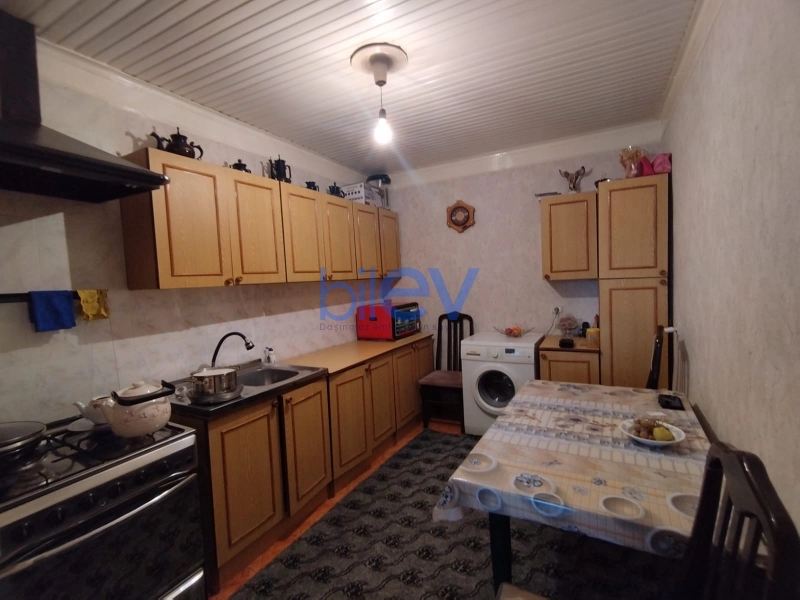 Satış 4 otaqlı Həyət evi  180m², Bakı
