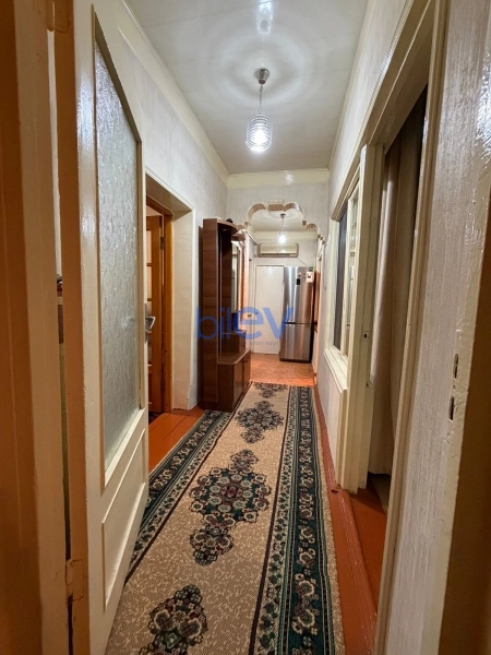 Satış 4 otaqlı Həyət evi  180m², Bakı