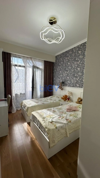 Satış 4 otaqlı Yeni Tikili bina evi  121m², Bakı