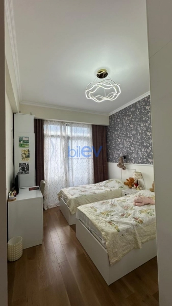 Satış 4 otaqlı Yeni Tikili bina evi  121m², Bakı
