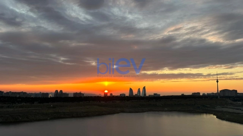 Satış 4 otaqlı Yeni Tikili bina evi  121m², Bakı