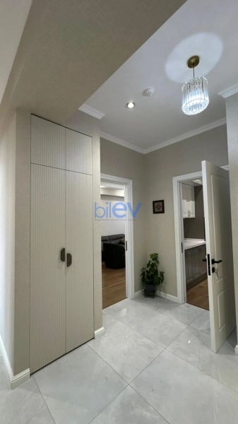 Satış 4 otaqlı Yeni Tikili bina evi  121m², Bakı