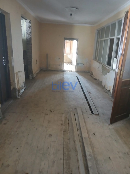 Satış  otaqlı Torpaq  550m², Bakı
