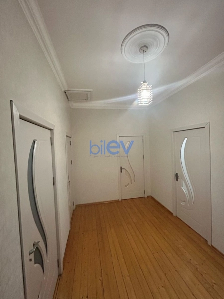 Satış 5 otaqlı Həyət evi  220m², Bakı
