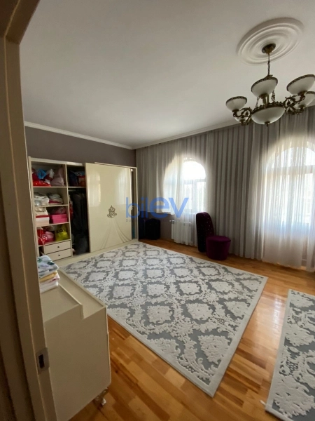 Satış 3 otaqlı Həyət evi  300m², Bakı