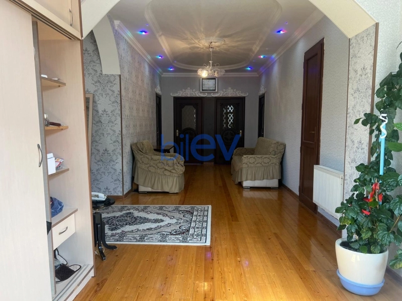 Satış 6 otaqlı Həyət evi  250m², Bakı