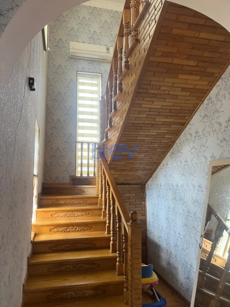 Satış 6 otaqlı Həyət evi  250m², Bakı