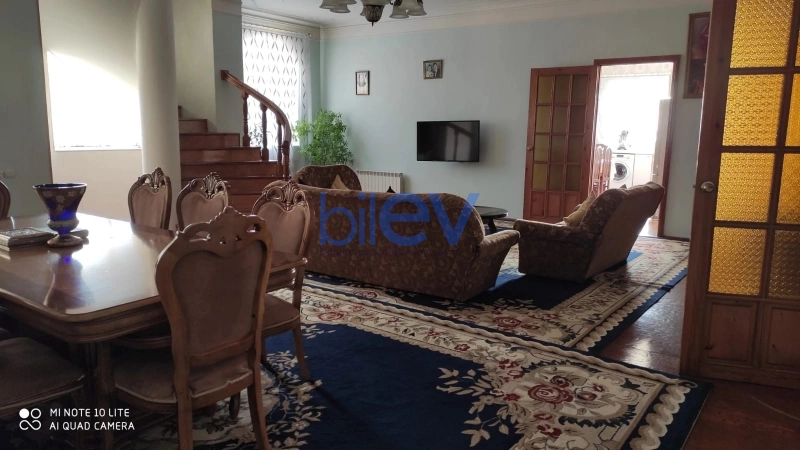 Satış 5 otaqlı Həyət evi  250m², Bakı