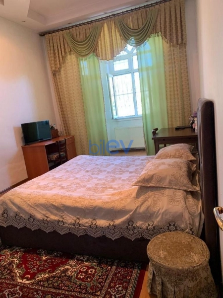 Satış 7 otaqlı Həyət evi  280m², Bakı