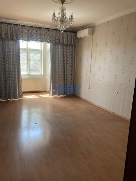Satış 7 otaqlı Həyət evi  280m², Bakı
