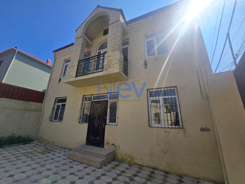 Satış 5 otaqlı Həyət evi  200m², Bakı