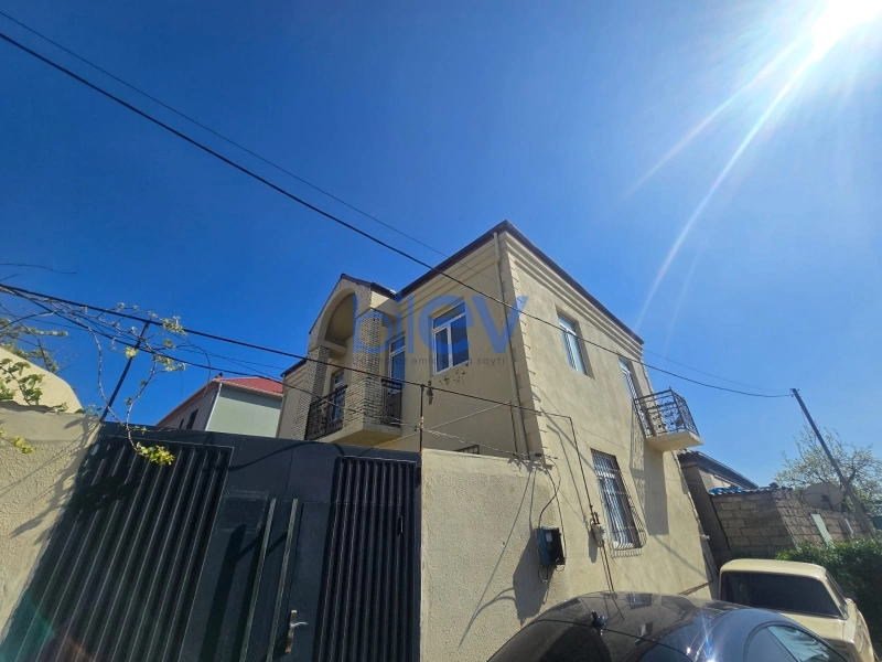 Satış 5 otaqlı Həyət evi  200m², Bakı
