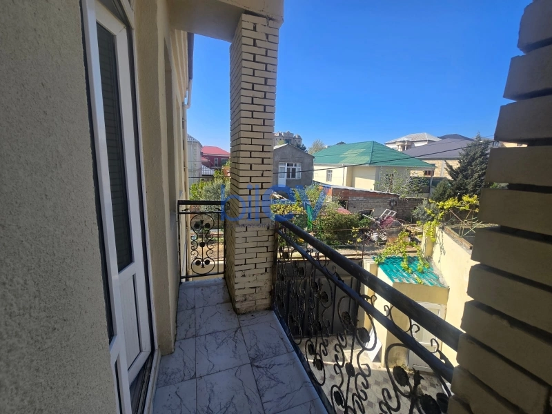 Satış 5 otaqlı Həyət evi  200m², Bakı