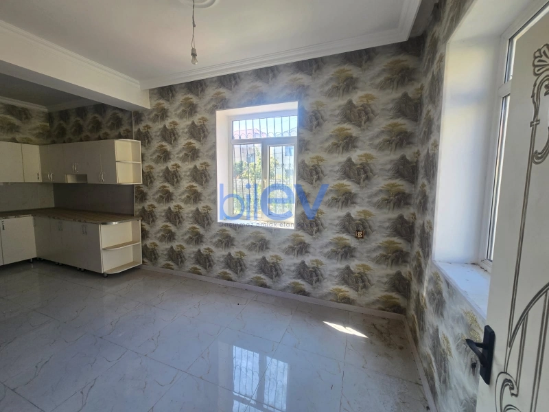Satış 5 otaqlı Həyət evi  200m², Bakı