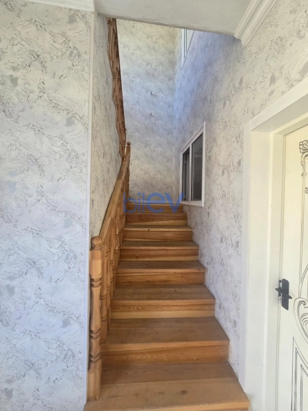 Satış 5 otaqlı Həyət evi  200m², Bakı