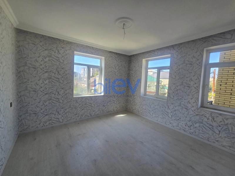 Satış 5 otaqlı Həyət evi  200m², Bakı