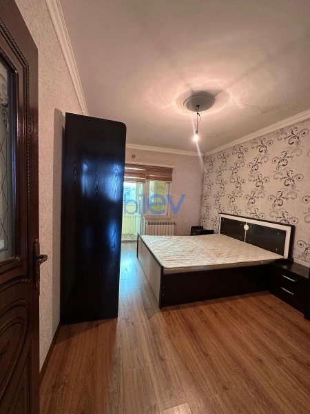 Satış 2 otaqlı Köhnə Tikili bina evi  60m², Bakı