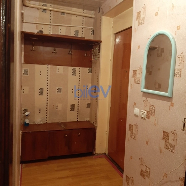 Satış 1 otaqlı Köhnə Tikili bina evi  35m², Bakı