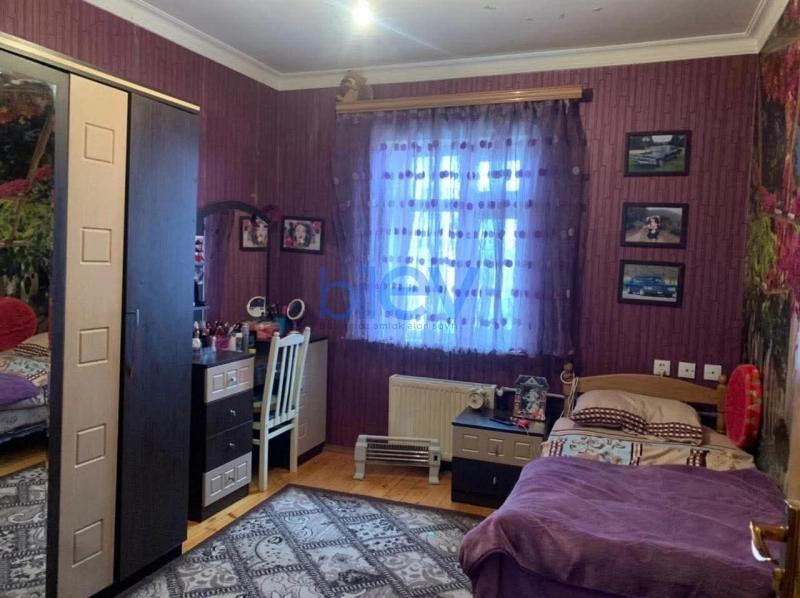 Satış 5 otaqlı Həyət evi  240m², Bakı